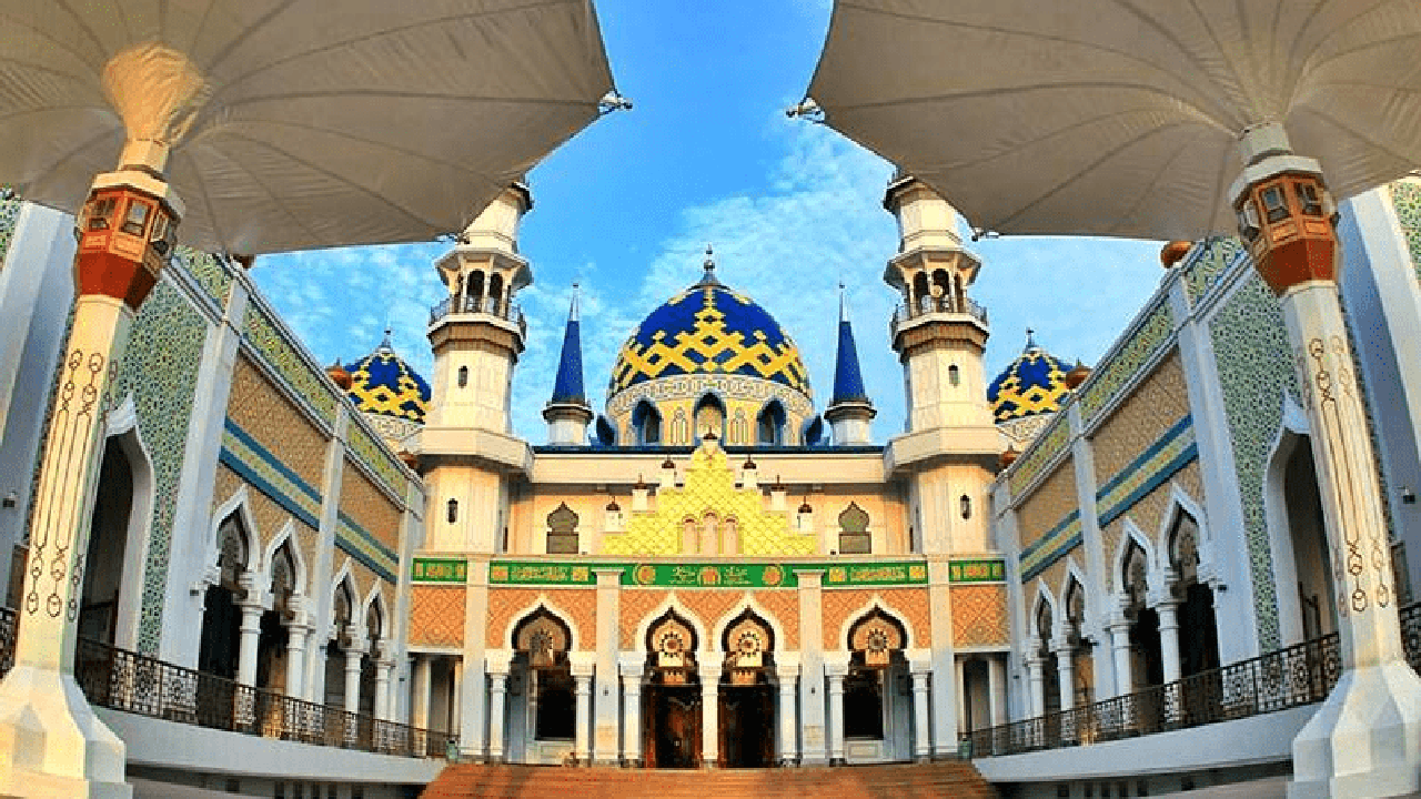 kubah masjid agung tuban - simbol kejayaan islam di bumi wali produsen kubah